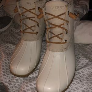 Sperry boots